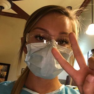 Meet your Posher, Jasmine